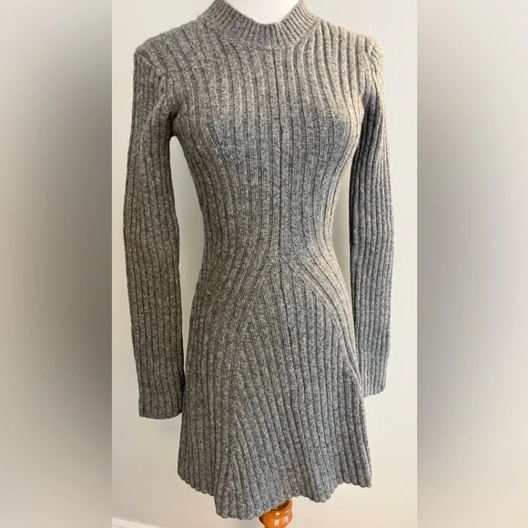 H&M Rib-Knit Dress with Flared Skirt XXS - Picture 3 of 10